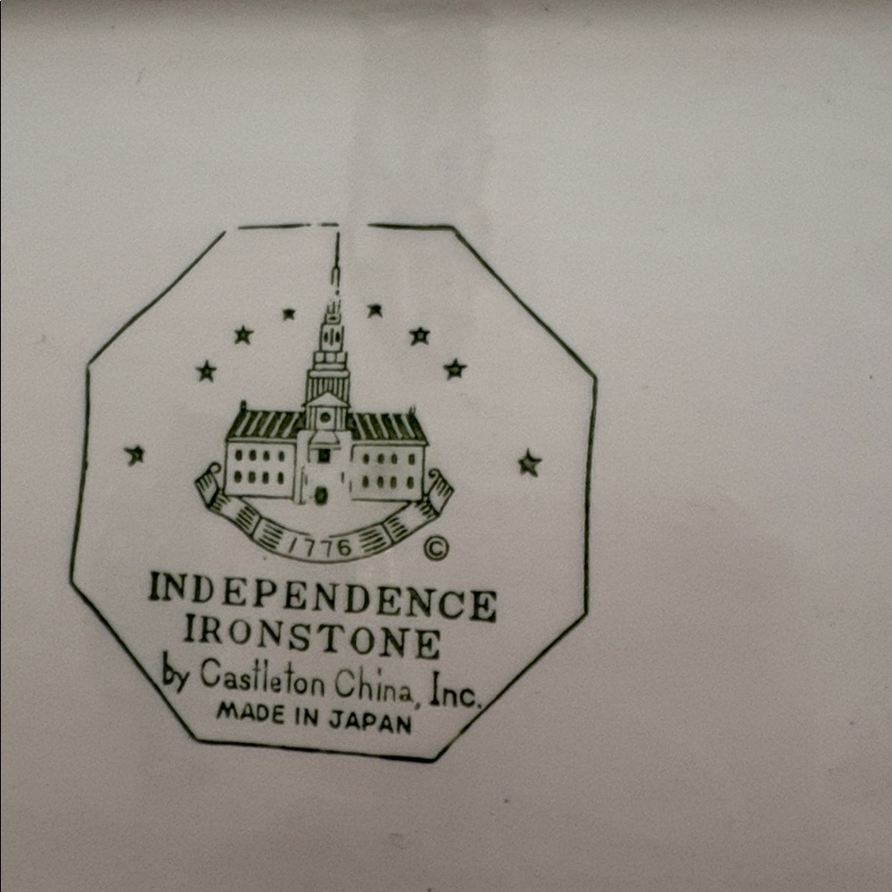 Independence ironstone ash lawn serving platter blue white octagonal - Picture 3 of 8